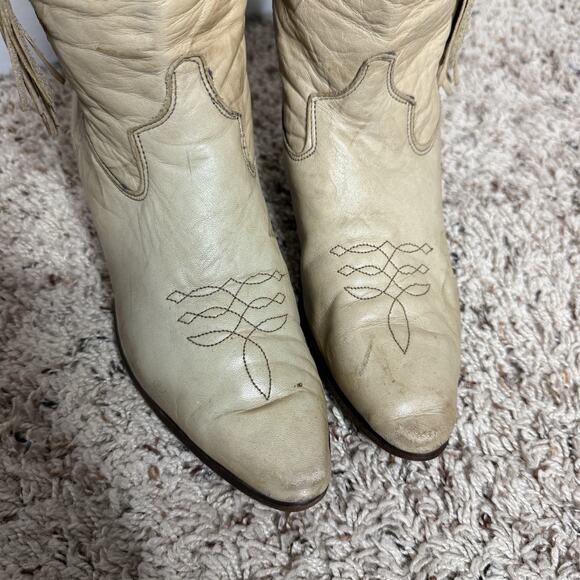 Laredo Womens Crunch Tassel Boots Size 8 Tan Leather Made in USA Western Cowgirl - Picture 7 of 9